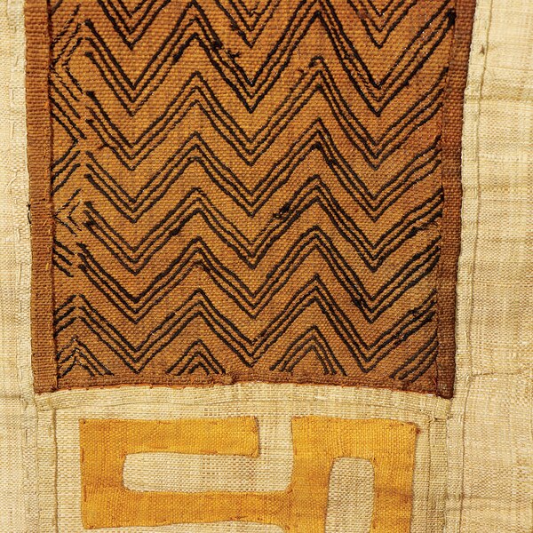 African Kuba Runner